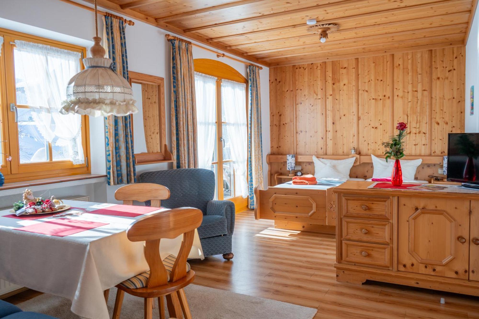 Apartment Haus Alpenlicht Reit im Winkl